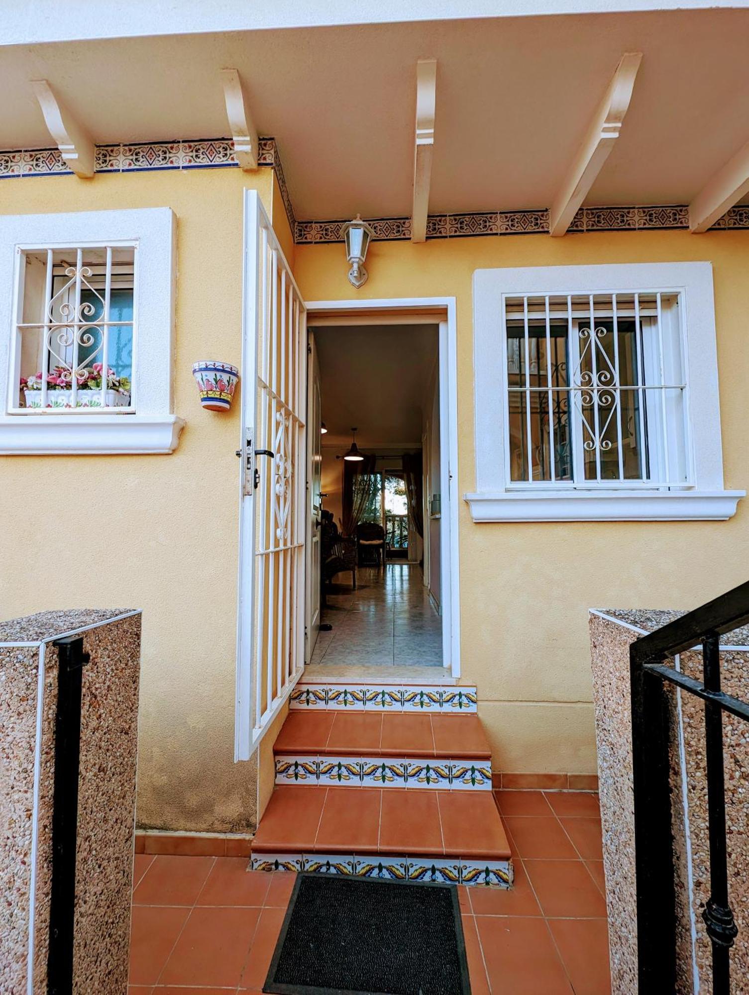 2 Bedroom Algorfa Townhouse With Pool Castillo de Montemar ภายนอก รูปภาพ
